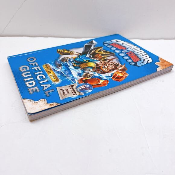 Skylanders Universe Master Eon's Guides, Elements, Portal Master Handbook 3 Set - Picture 4 of 8